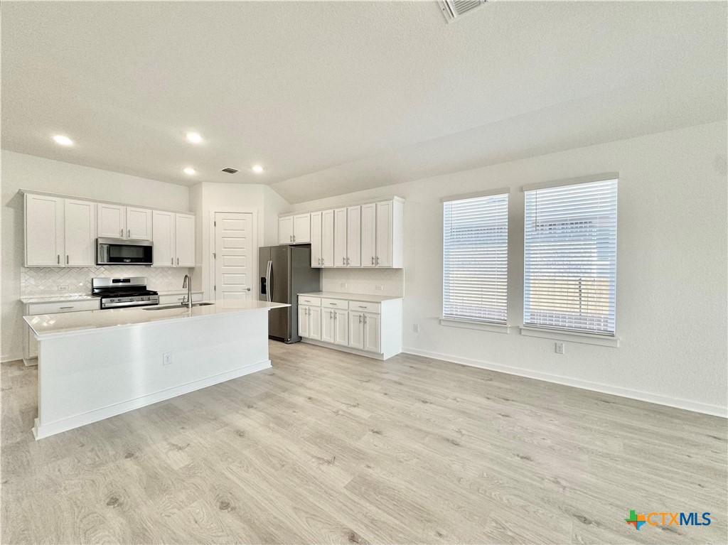 property viewer photo 17