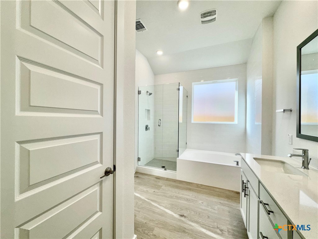 property viewer photo 23