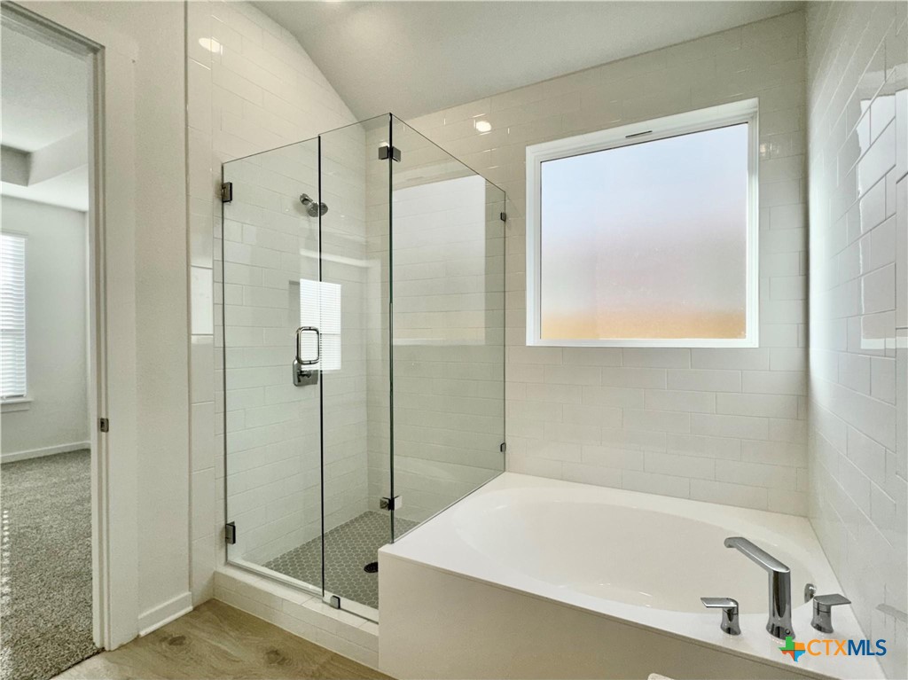 property viewer photo 27