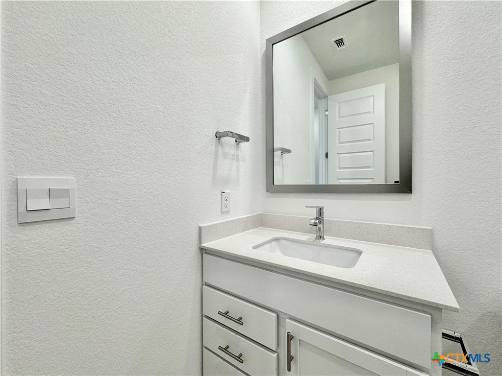 property viewer photo 33