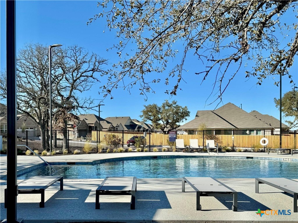 property viewer photo 38