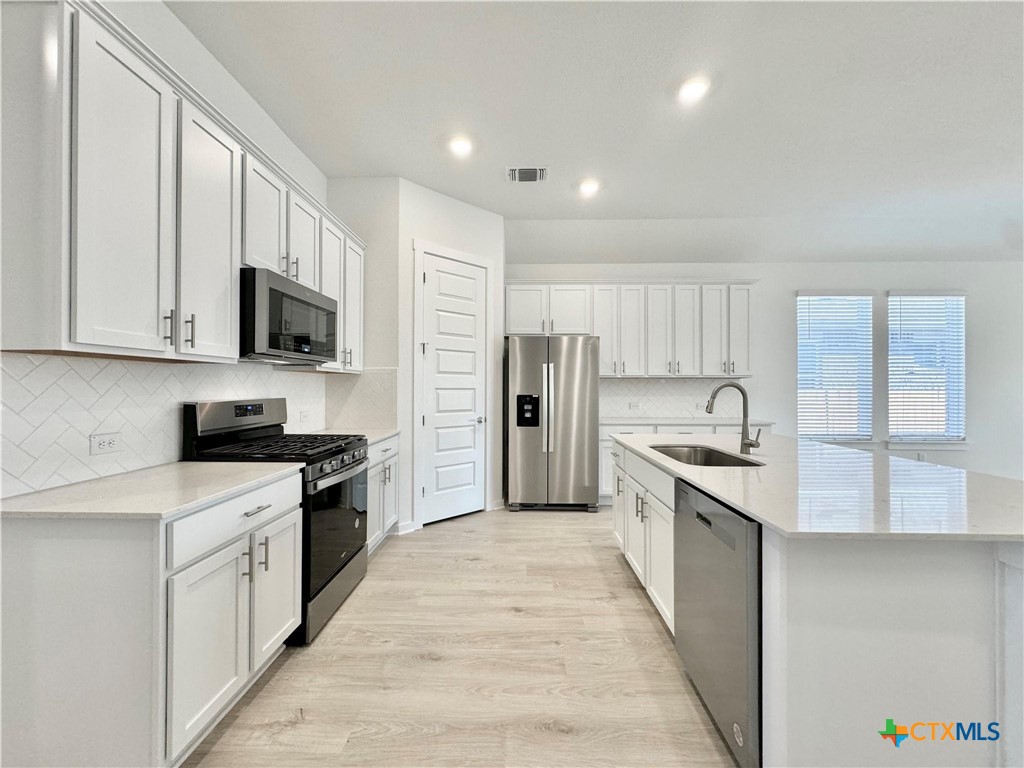 property viewer photo 4