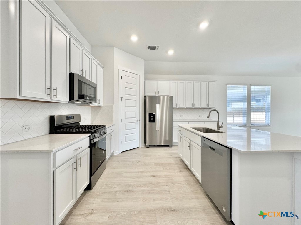 property viewer photo 8