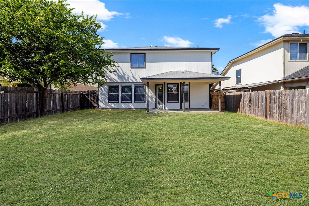 main property photo 28