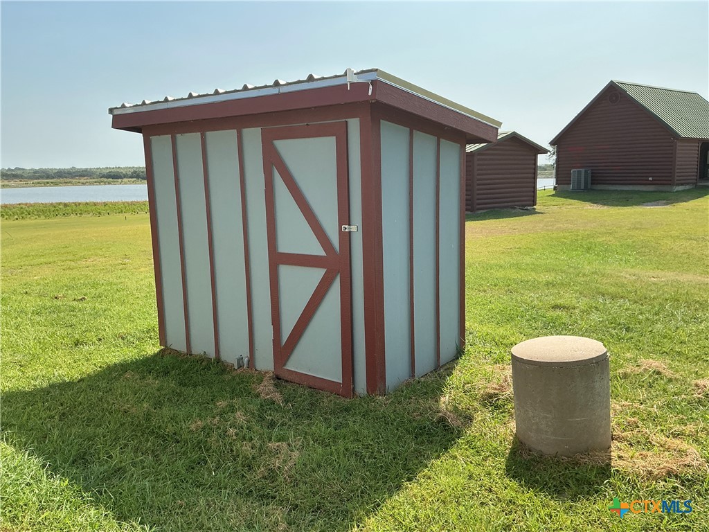 main property photo 23