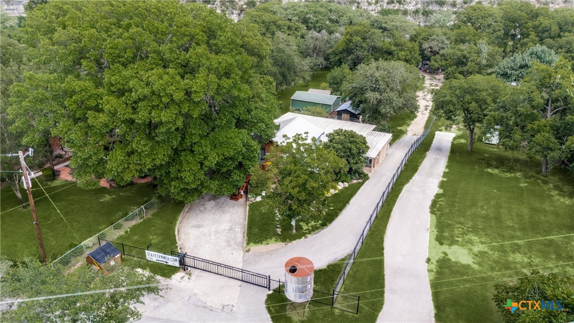main property photo 14