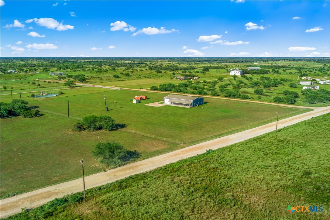 main property photo 40
