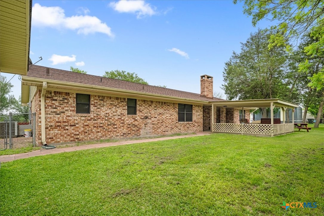 main property photo 19