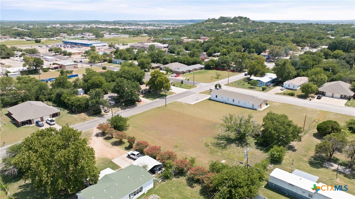 main property photo 11