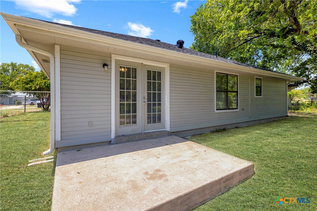main property photo 20