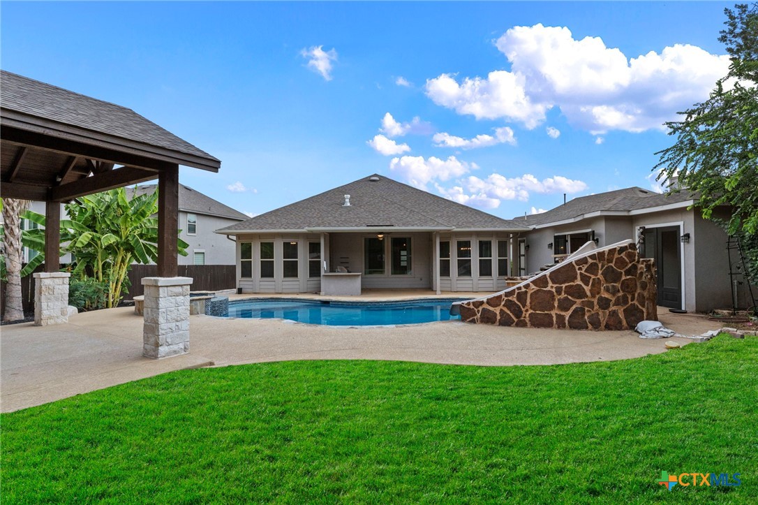 main property photo 42