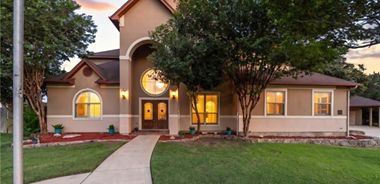 image of property with 5 Bed | 4 Bath | 4,353 Sqft