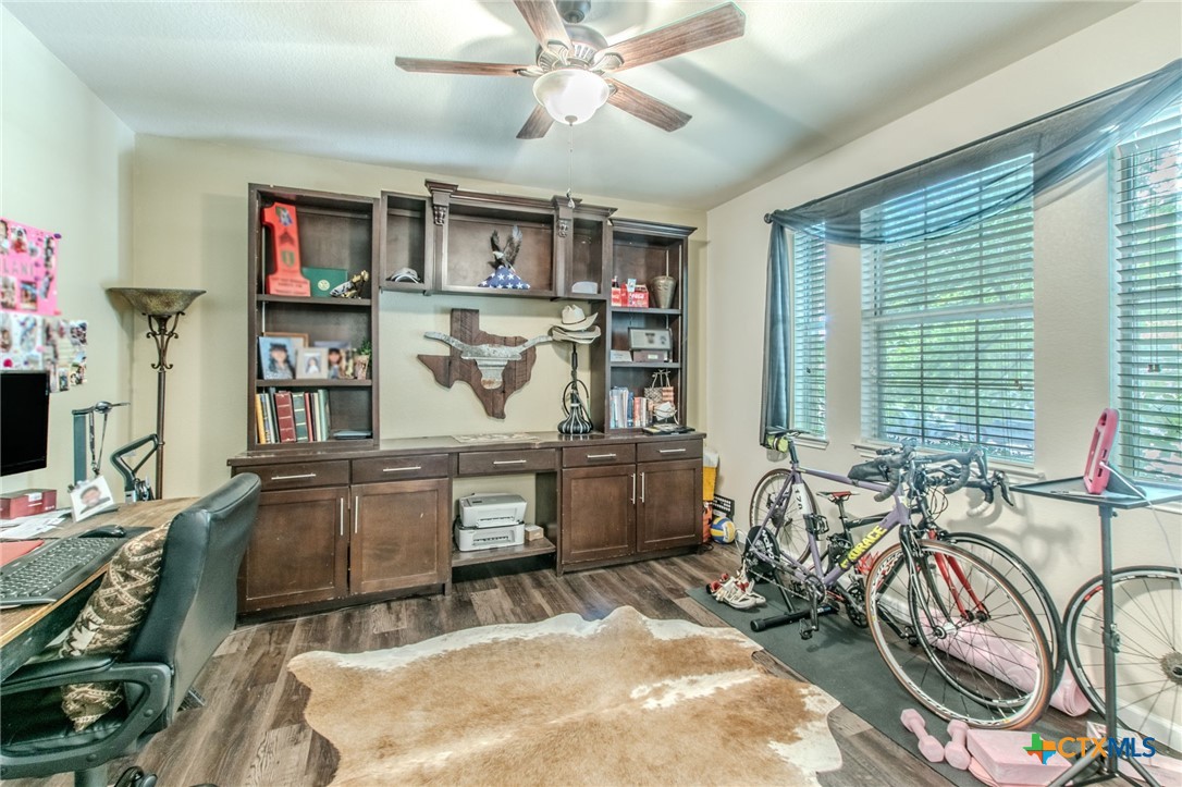 main property photo 31