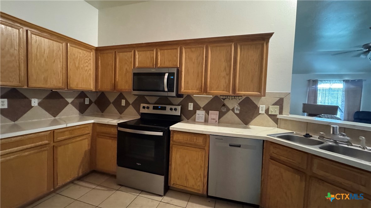 main property photo 5