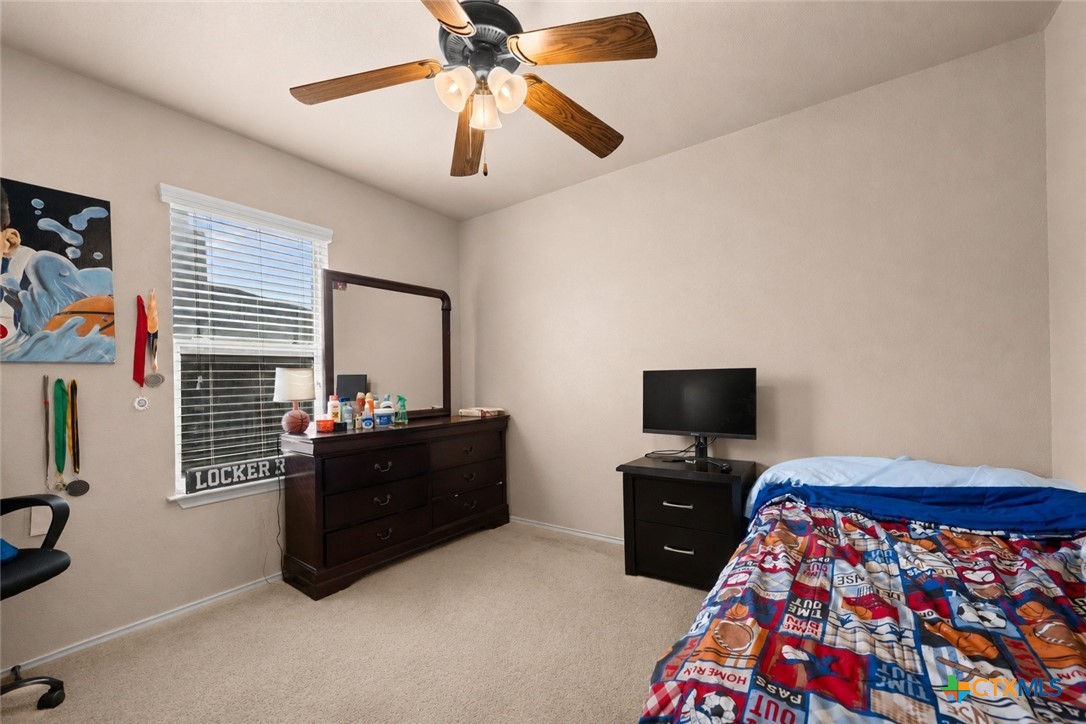 main property photo 10