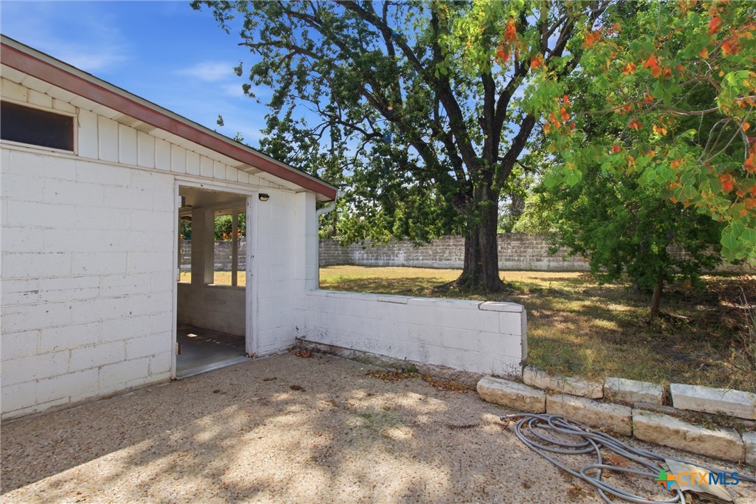 main property photo 24