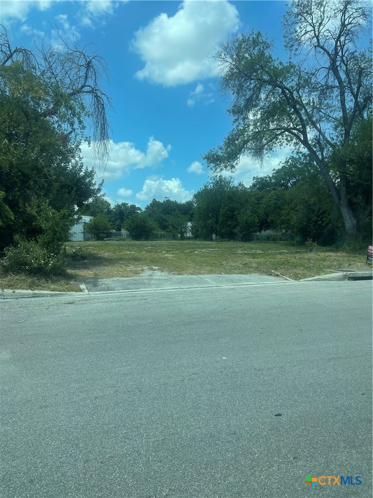 main property photo 8