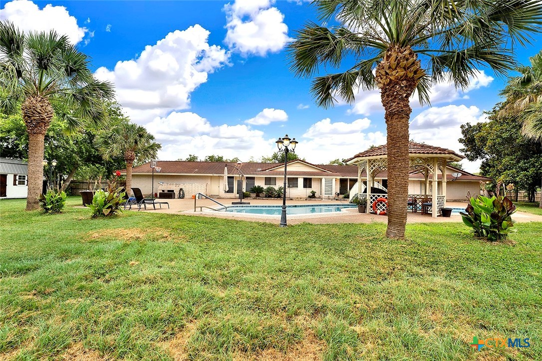 main property photo 30