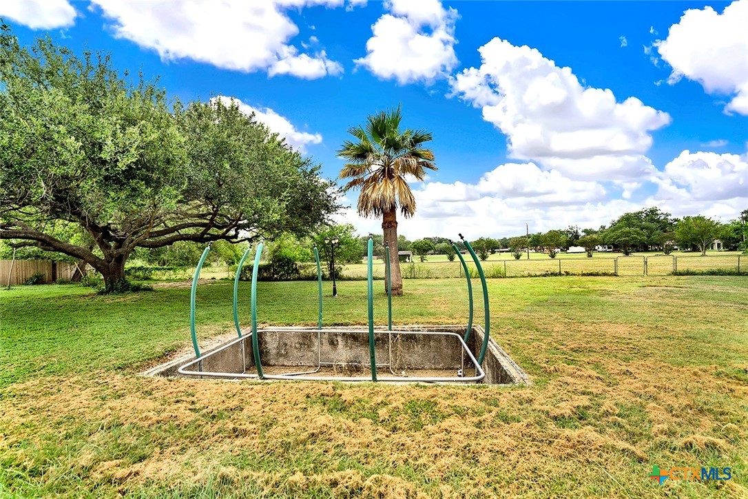 main property photo 31