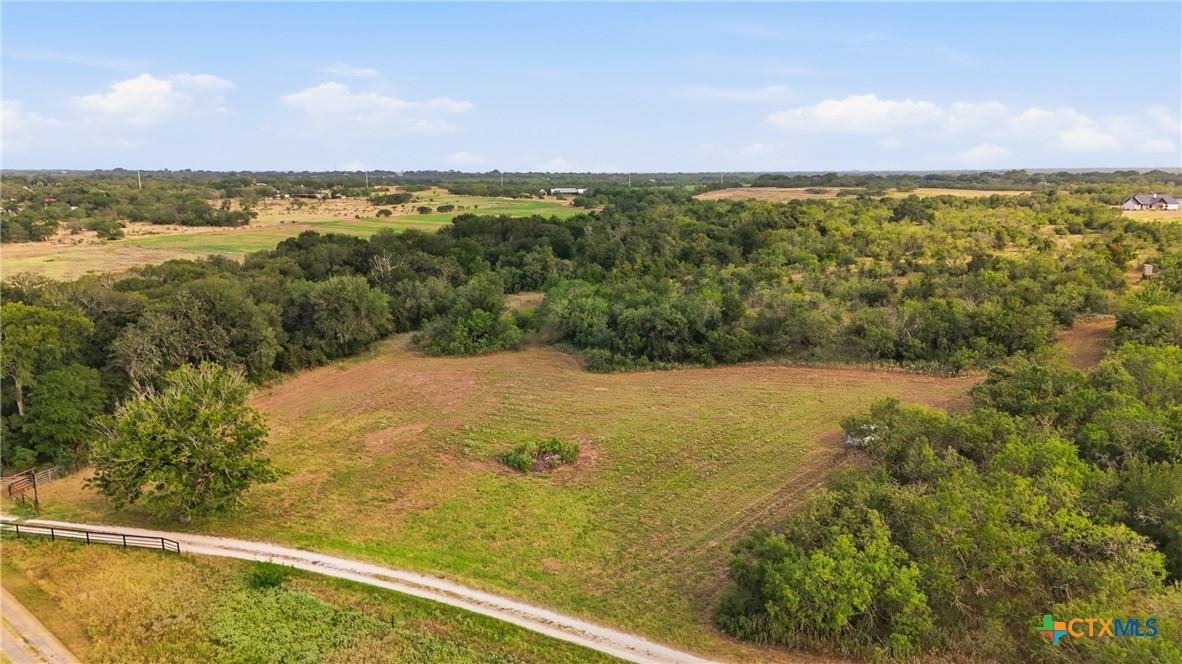 main property photo 40