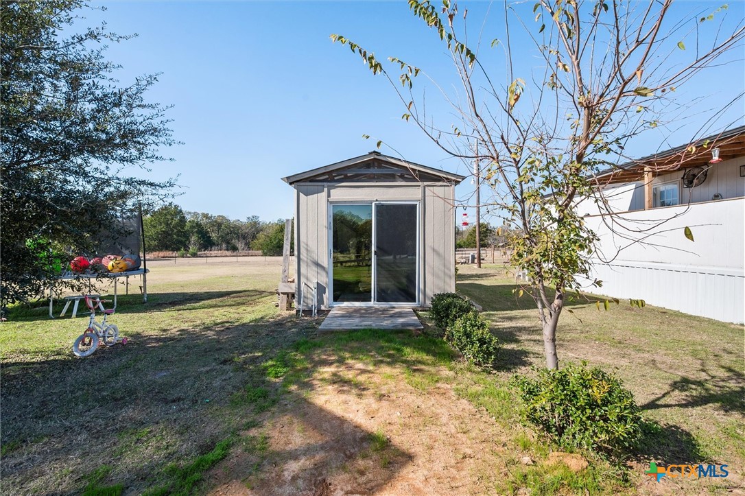main property photo 30