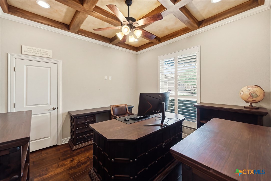 main property photo 12