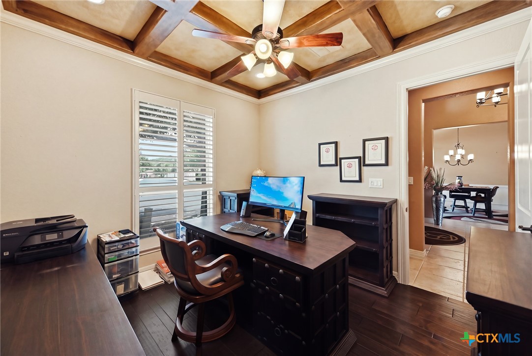main property photo 14