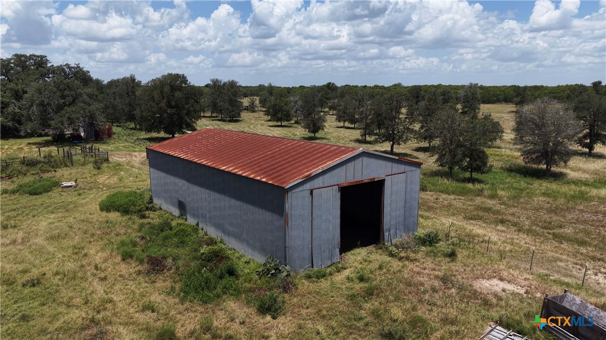 main property photo 10