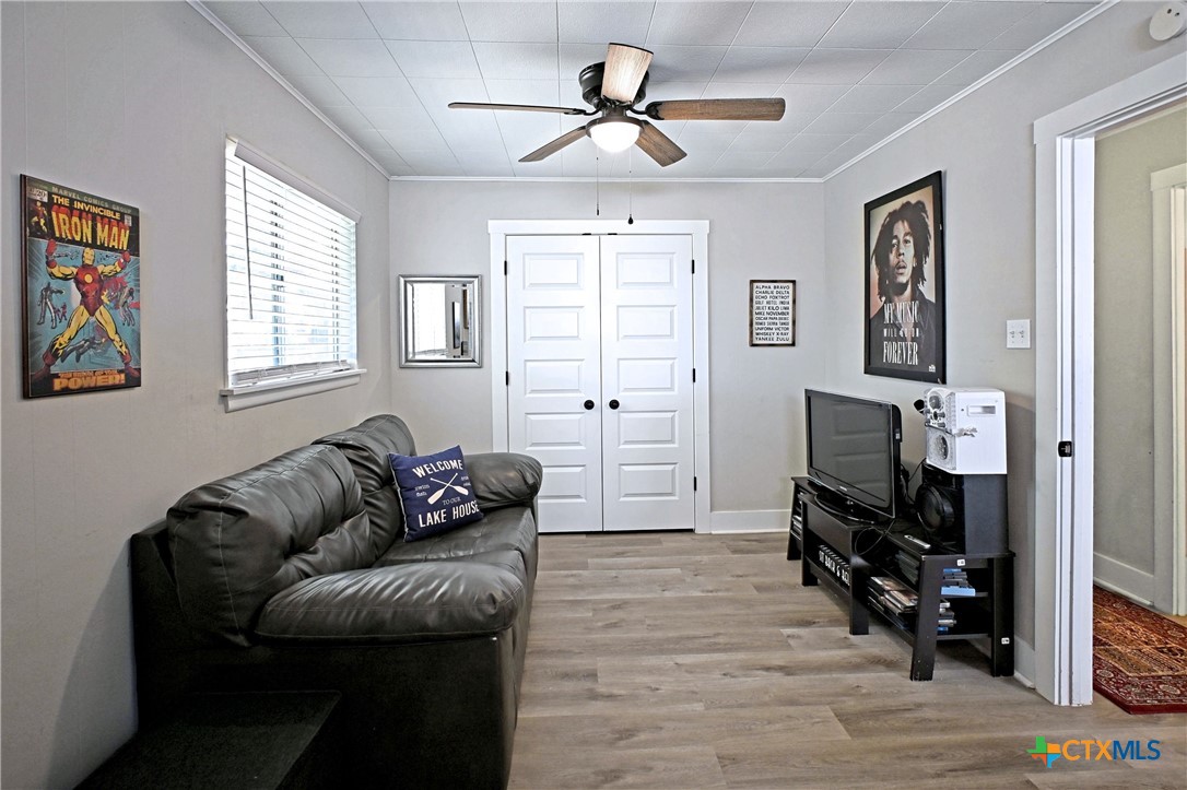 main property photo 24