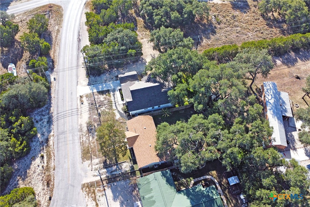 main property photo 37