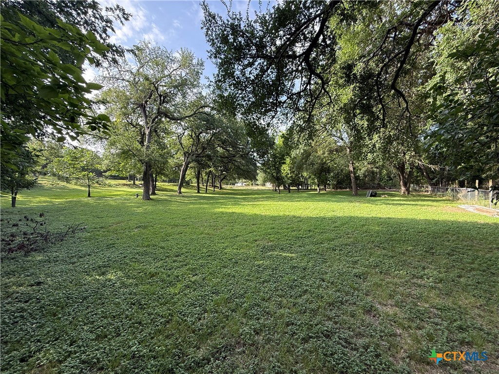 main property photo 10