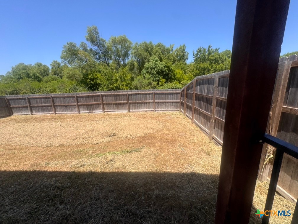 main property photo 11
