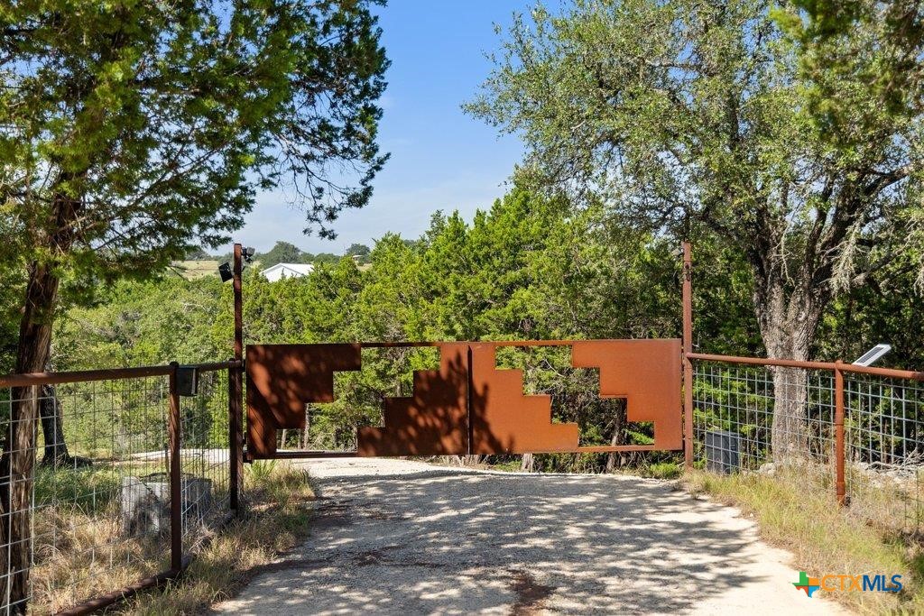main property photo 36