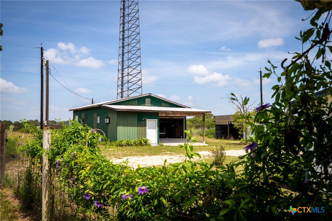 main property photo 11