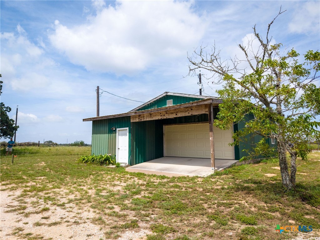 main property photo 9
