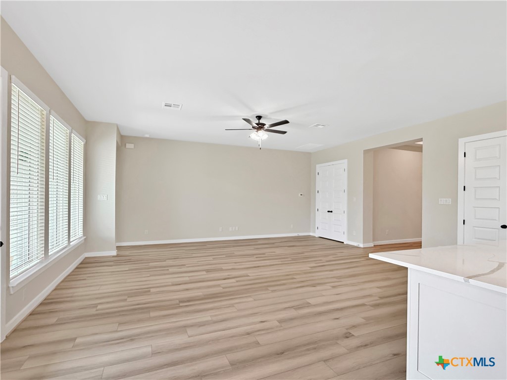 property viewer photo 11