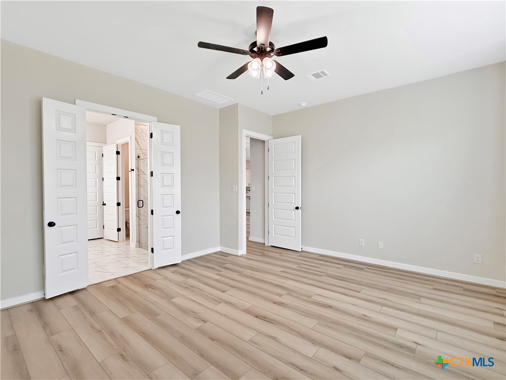 property viewer photo 13