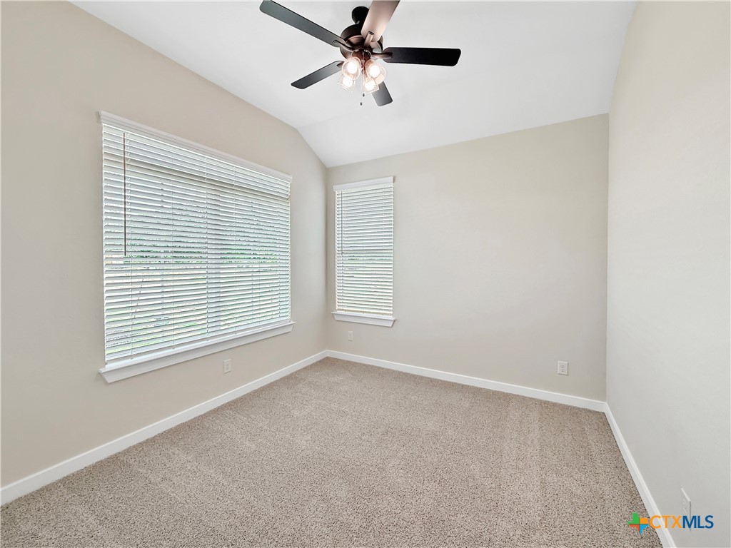 property viewer photo 18