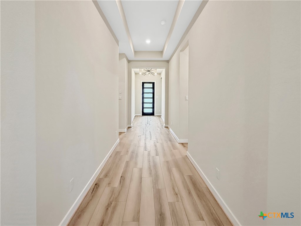 property viewer photo 3