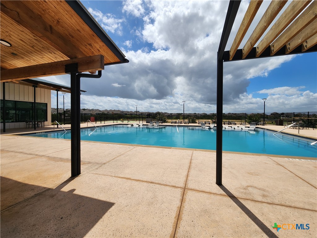 property viewer photo 33