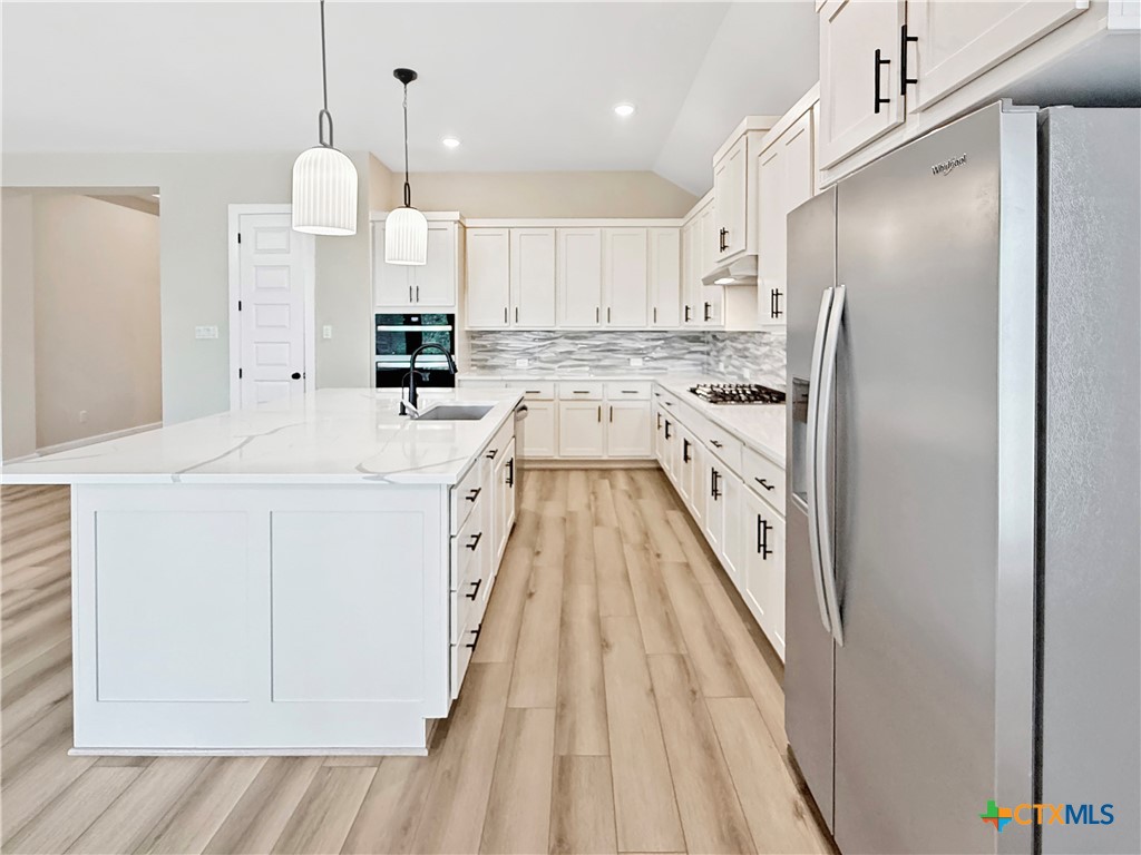 property viewer photo 6