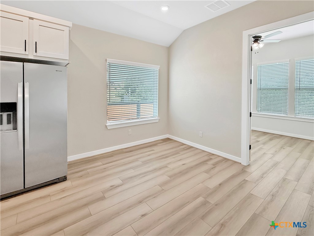 property viewer photo 9