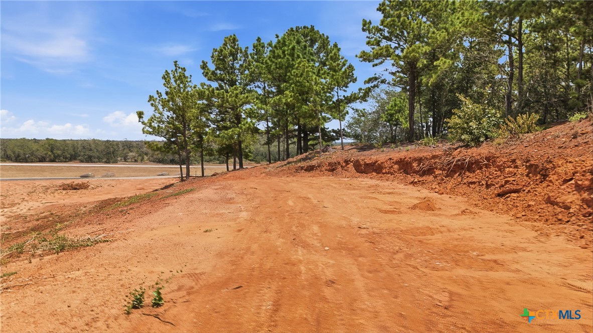 main property photo 7