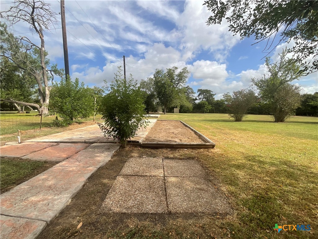 main property photo 33