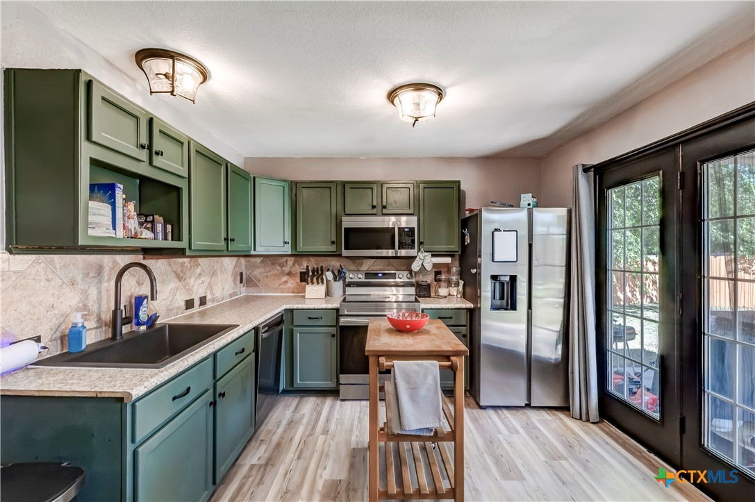 main property photo 3