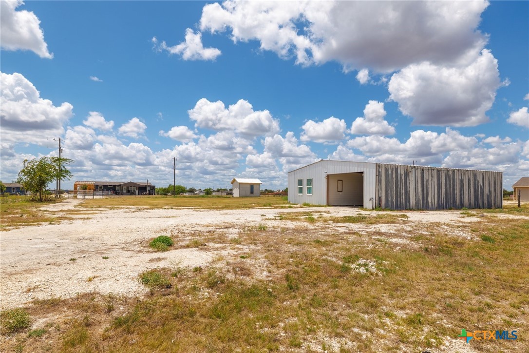 main property photo 34
