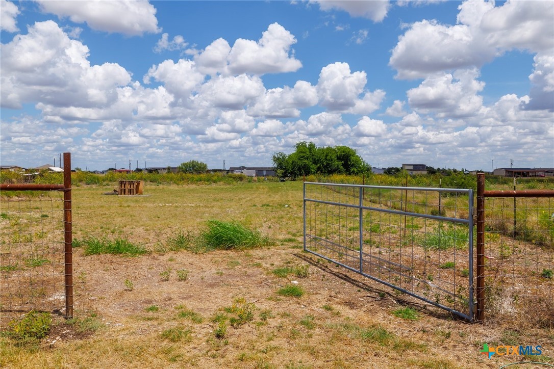 main property photo 36