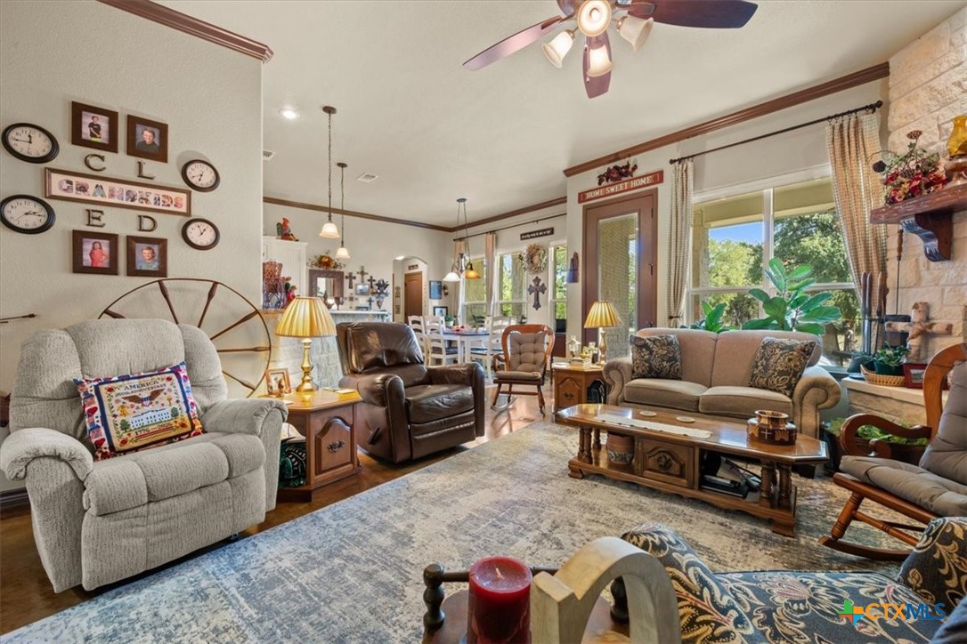 main property photo 7