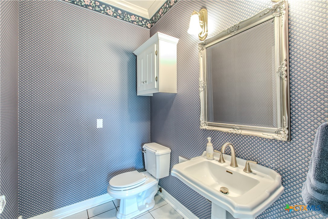 main property photo 36
