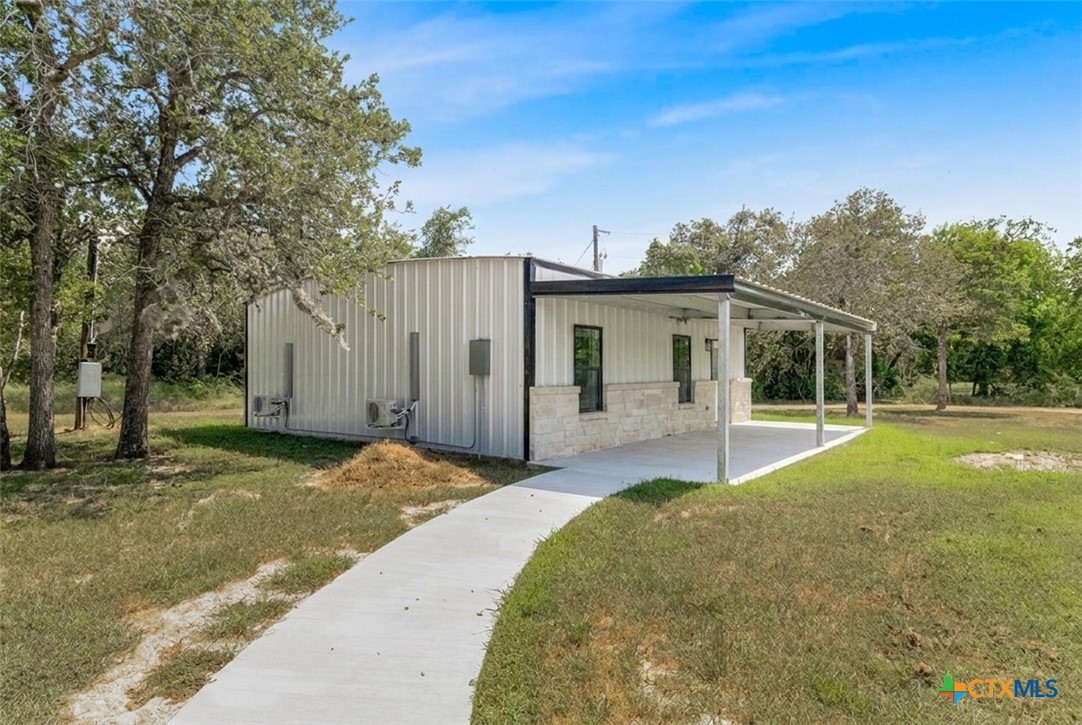 main property photo 33